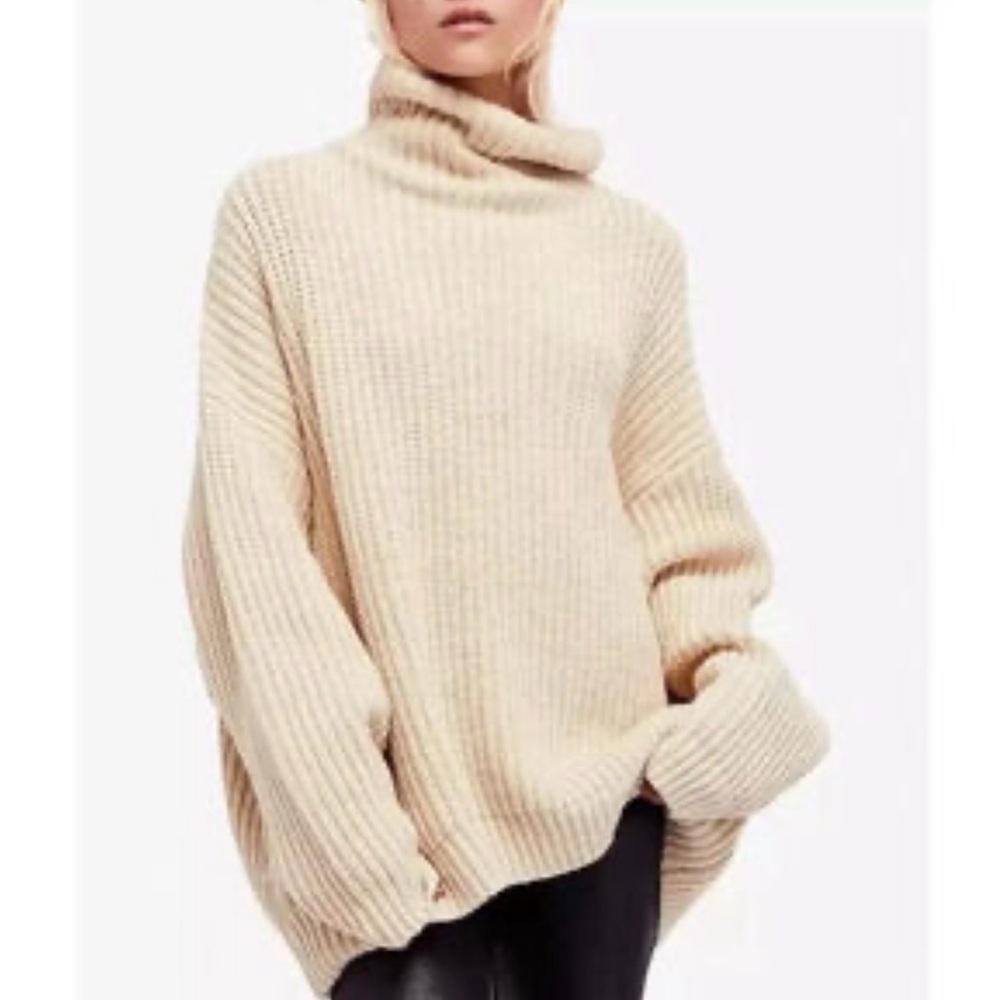 Free people oversized chunky knit tunic cowlneck sweater Sz m coastal